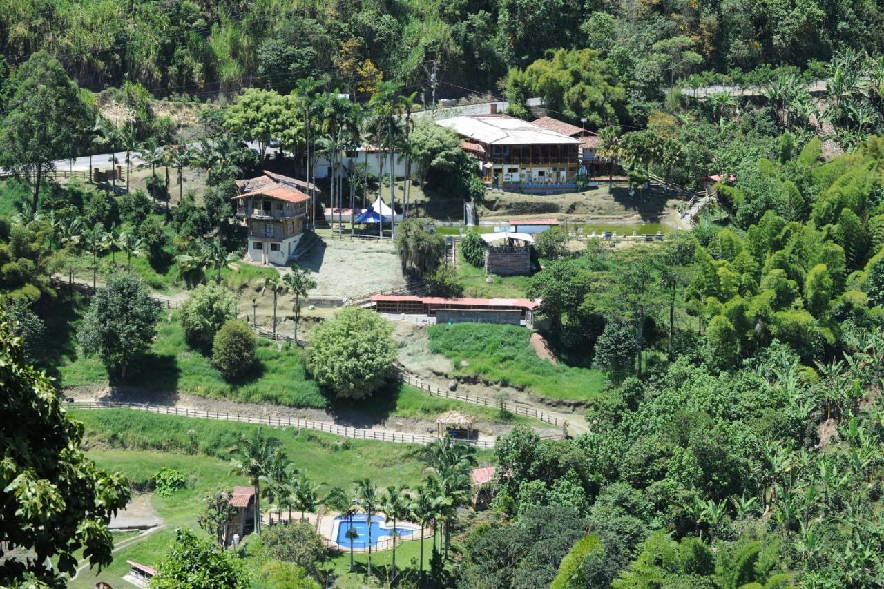 Ferienwohnung Hacienda Charrascal Coffe Farm Manizales Exterior foto