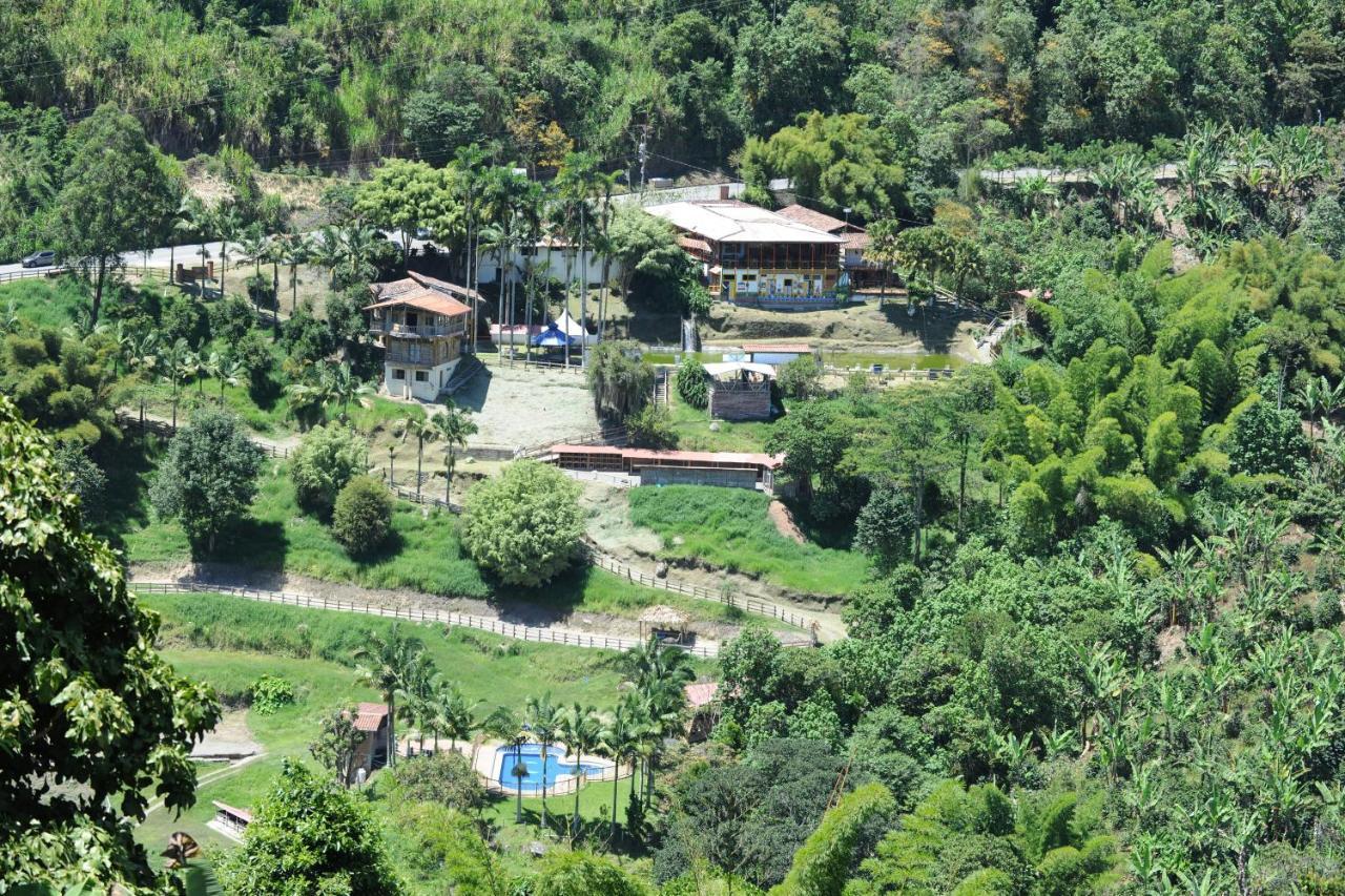 Ferienwohnung Hacienda Charrascal Coffe Farm Manizales Exterior foto