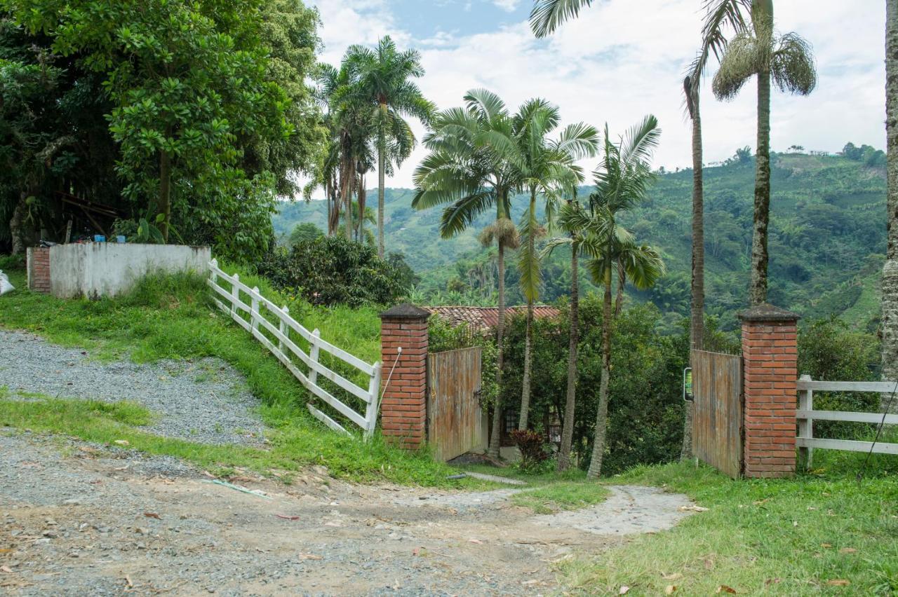 Ferienwohnung Hacienda Charrascal Coffe Farm Manizales Exterior foto